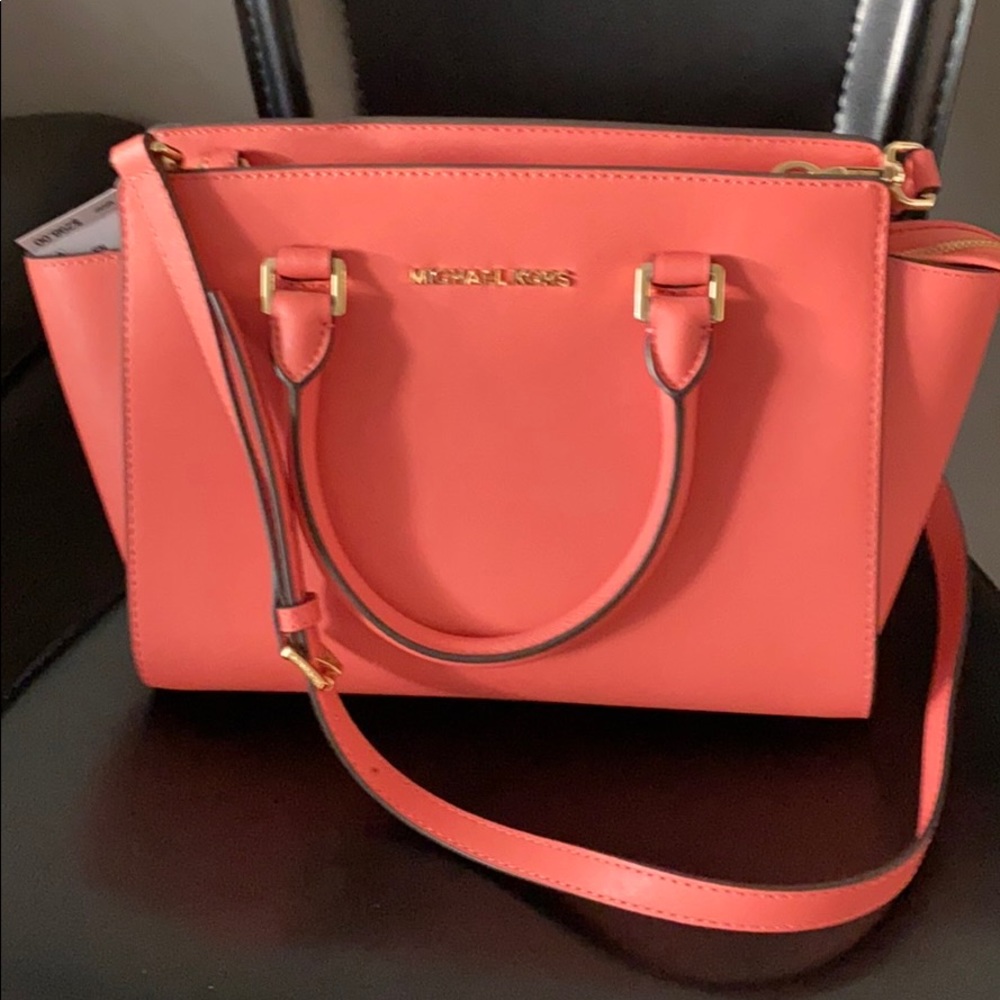 Medium Michael kors purse